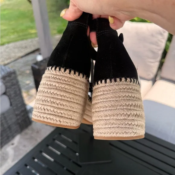 Tom’s LAILA black suede platform wedges - Picture 5 of 6